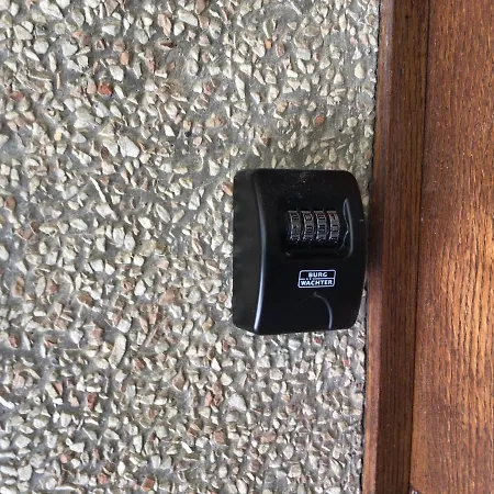 Maya Split