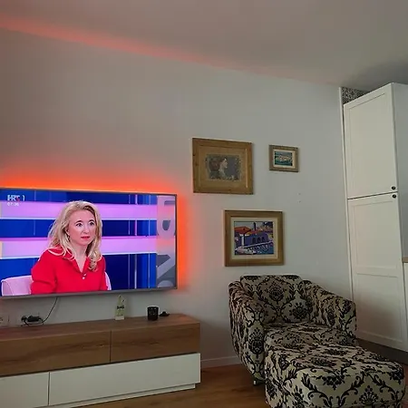 Apartment Maya